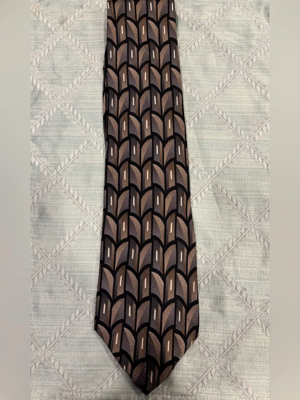 J. Ferrar Men's Geometric Silk Tie in Olive, Taupe, Beige and Black